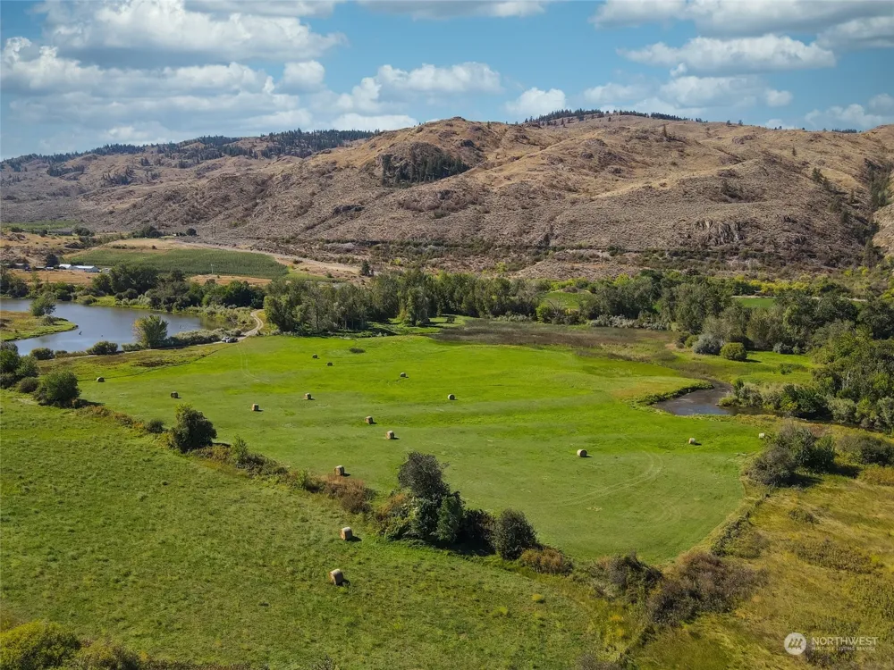 1640 Highway 7 Oroville, WA 98844