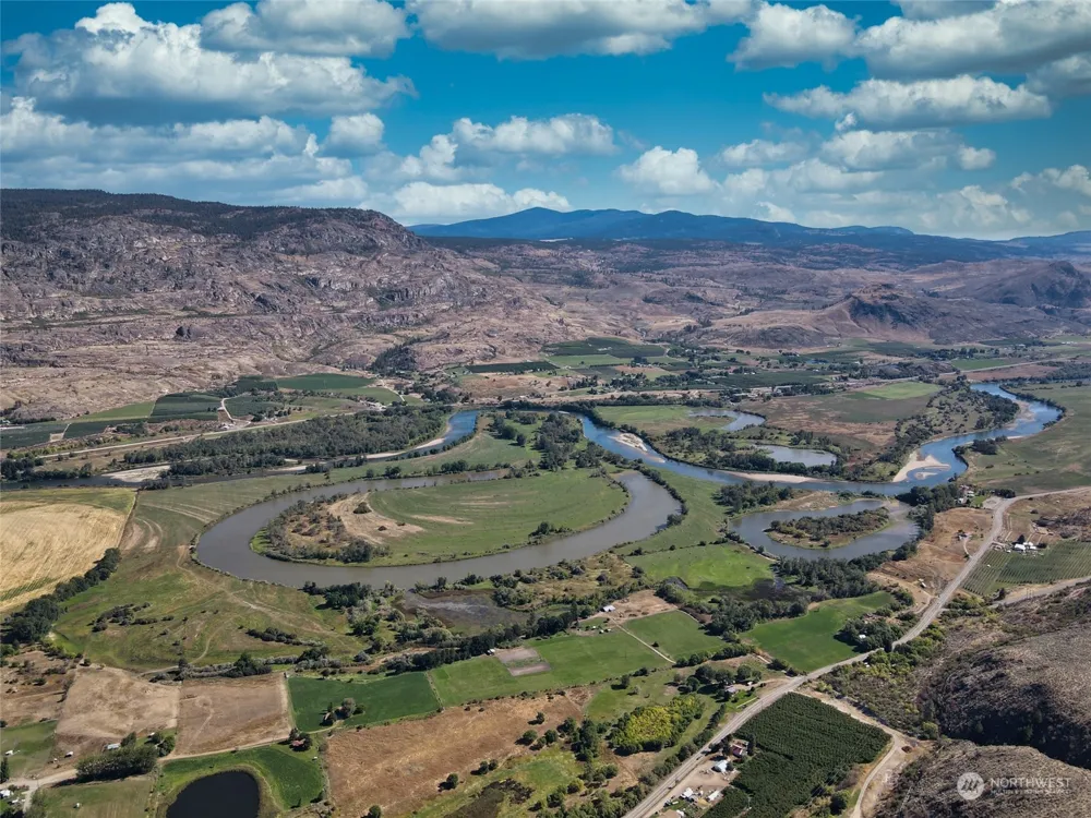 1640 Highway 7 Oroville, WA 98844