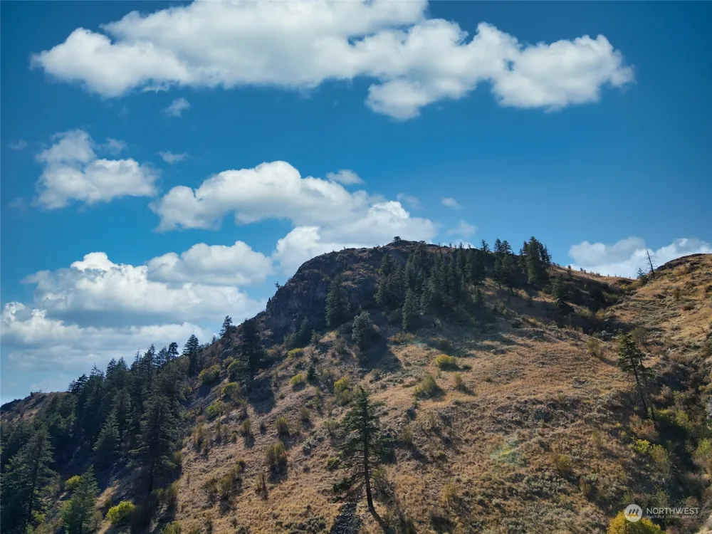 1640 Highway 7 Oroville, WA 98844