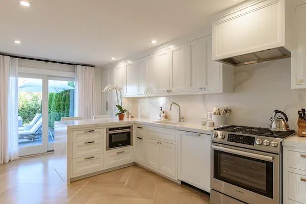 520 Hampton #18 Southampton, NY 11968