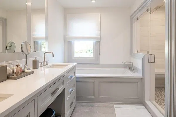 520 Hampton #18 Southampton, NY 11968
