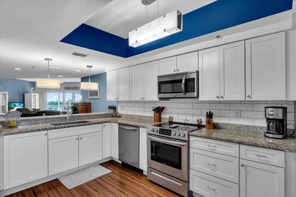 5621 GULF OF MEXICO DRIVE #102 Longboat Key, FL 34228