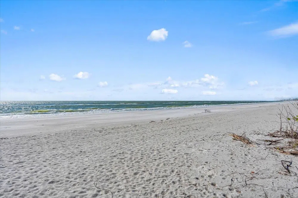 5621 GULF OF MEXICO DRIVE #102 Longboat Key, FL 34228