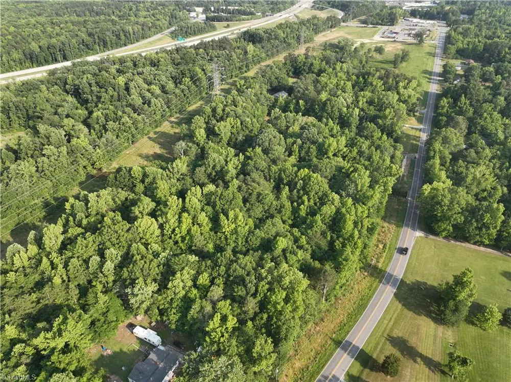 236, 246 Willowlake Road Greensboro, NC 27505