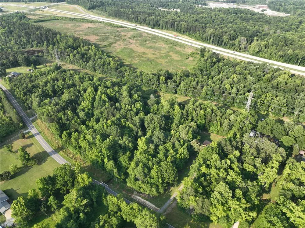 236, 246 Willowlake Road Greensboro, NC 27505
