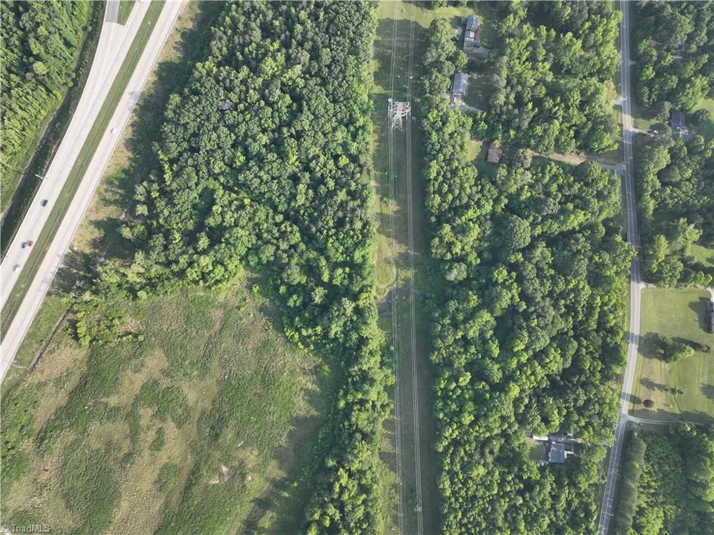 236, 246 Willowlake Road Greensboro, NC 27505