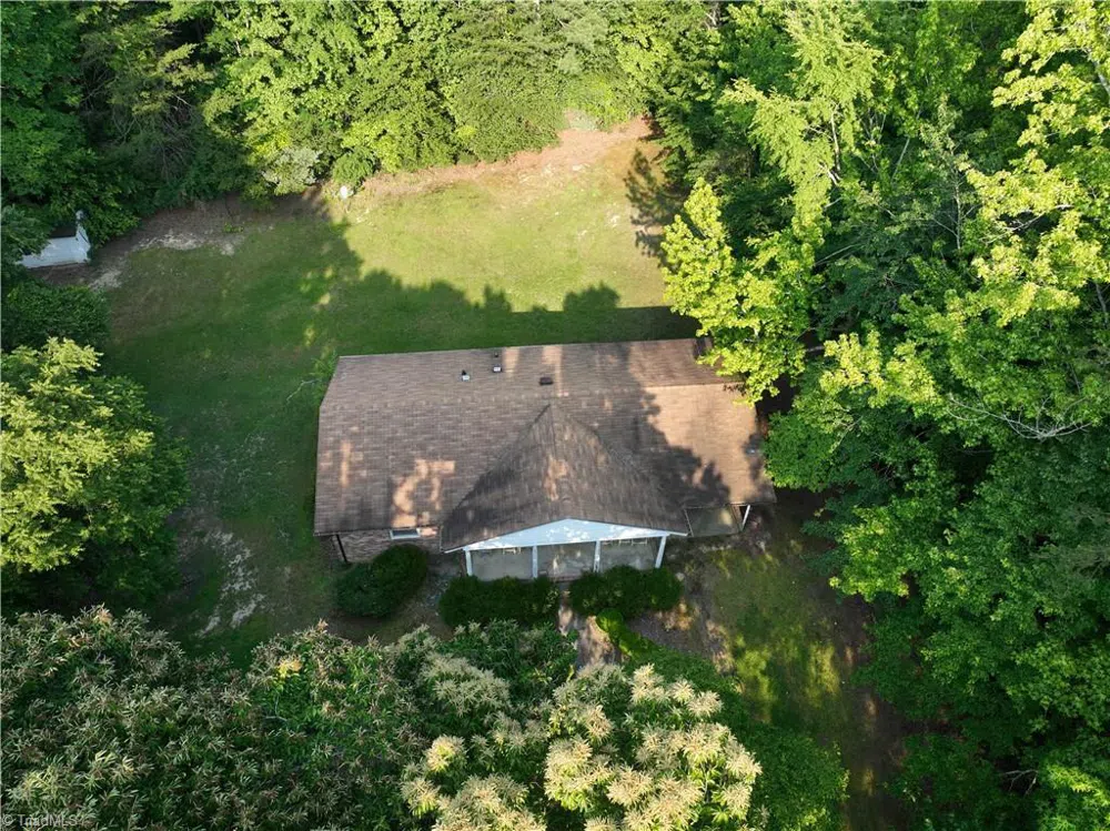 236, 246 Willowlake Road Greensboro, NC 27505