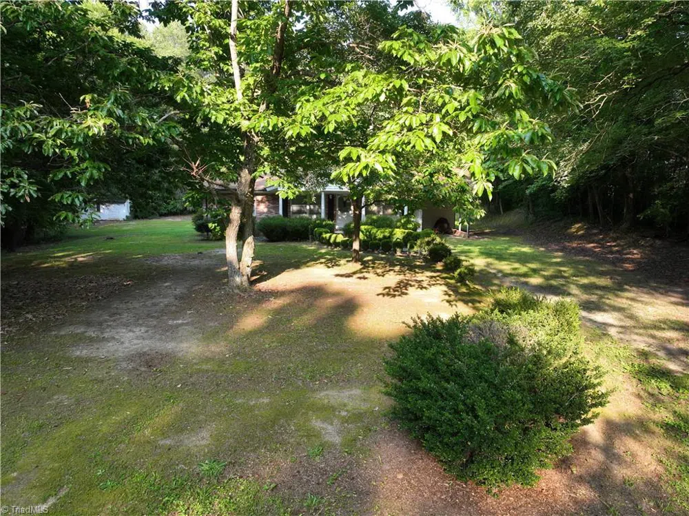 236, 246 Willowlake Road Greensboro, NC 27505