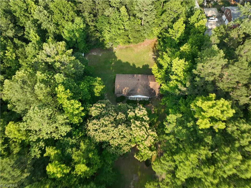236, 246 Willowlake Road Greensboro, NC 27505