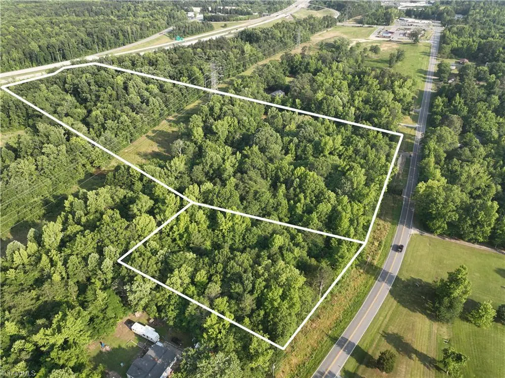 236, 246 Willowlake Road Greensboro, NC 27505