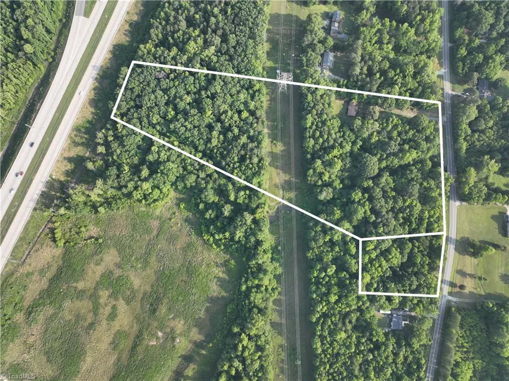 236, 246 Willowlake Road Greensboro, NC 27505