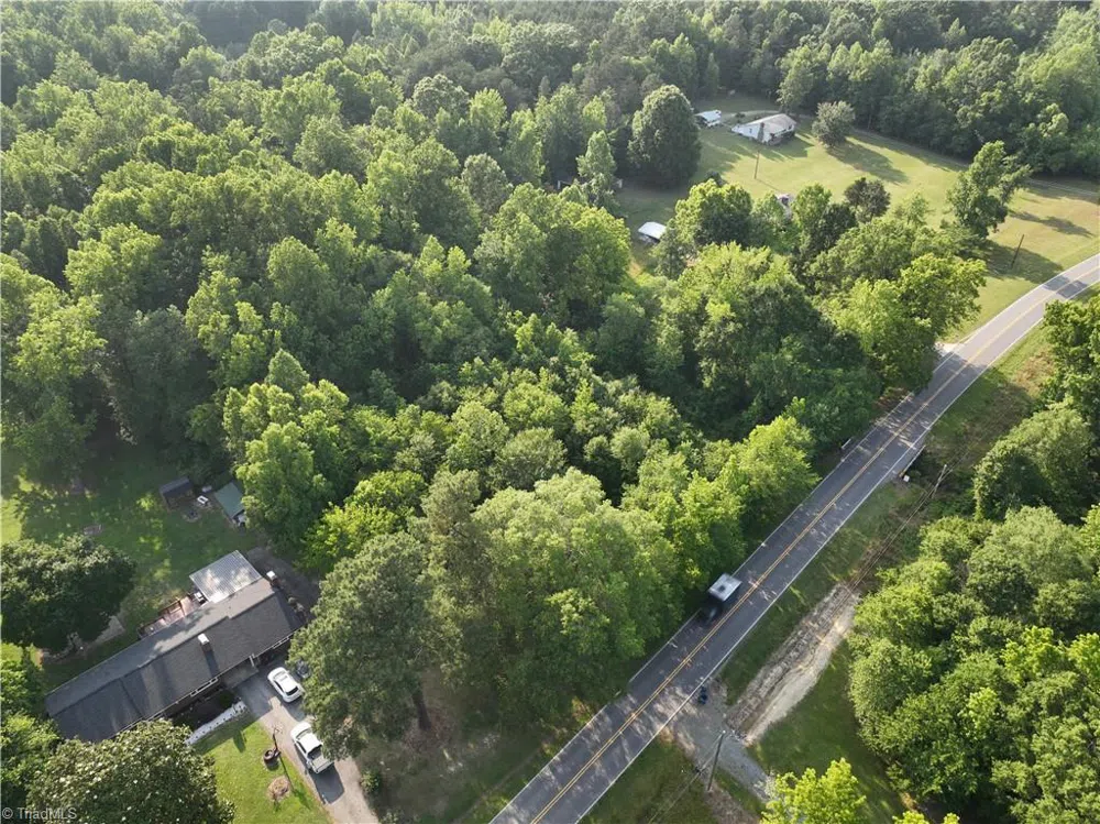 236, 246 Willowlake Road Greensboro, NC 27505