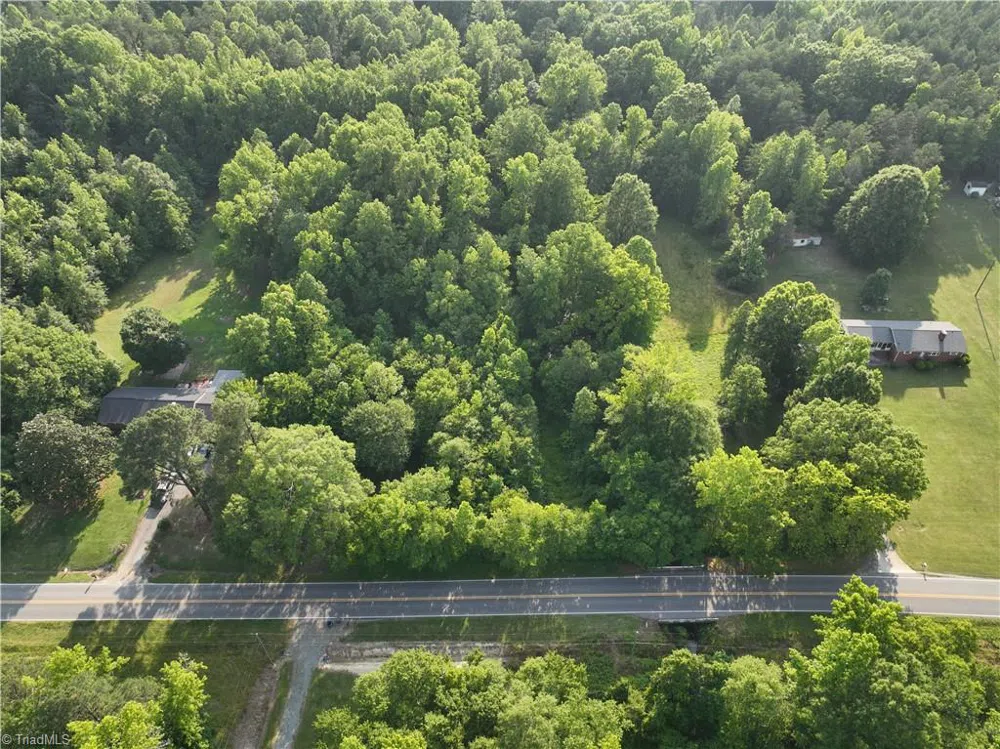 236, 246 Willowlake Road Greensboro, NC 27505