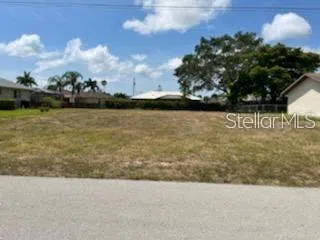 214 SW 43 LANE Cape Coral, FL 33914