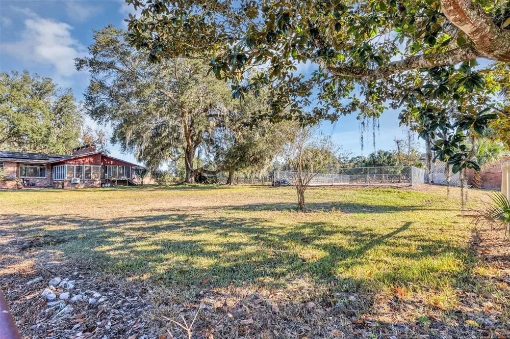208 NE 70TH STREET ocala, FL 34479