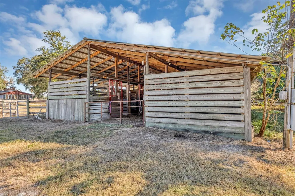 208 NE 70TH STREET ocala, FL 34479
