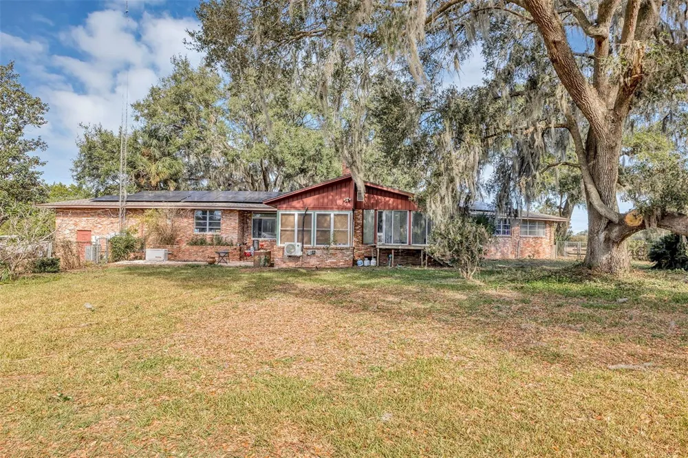 208 NE 70TH STREET ocala, FL 34479