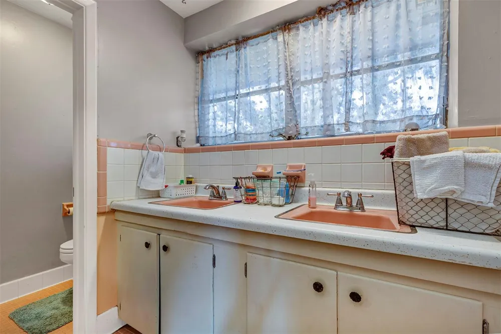 208 NE 70TH STREET ocala, FL 34479