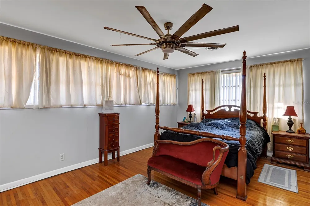 208 NE 70TH STREET ocala, FL 34479