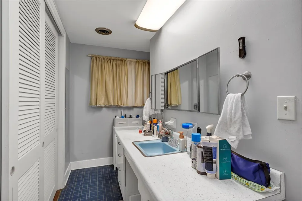 208 NE 70TH STREET ocala, FL 34479