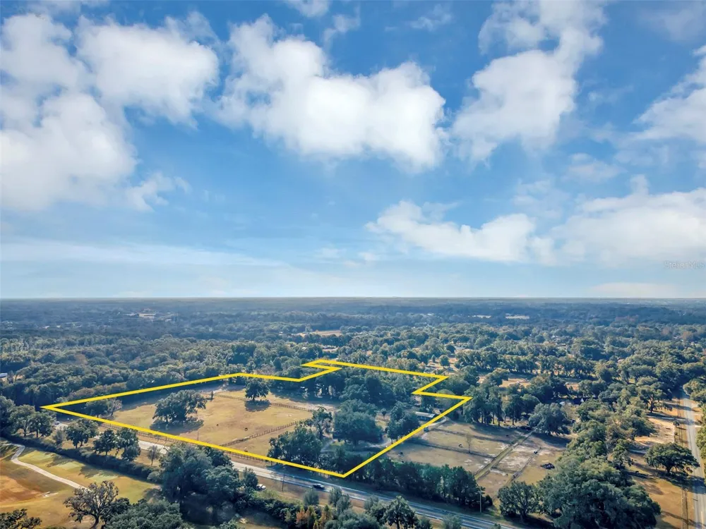 208 NE 70TH STREET ocala, FL 34479
