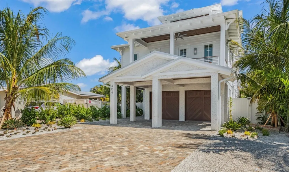 404 NORTH SHORE DR Anna Maria, FL 34216