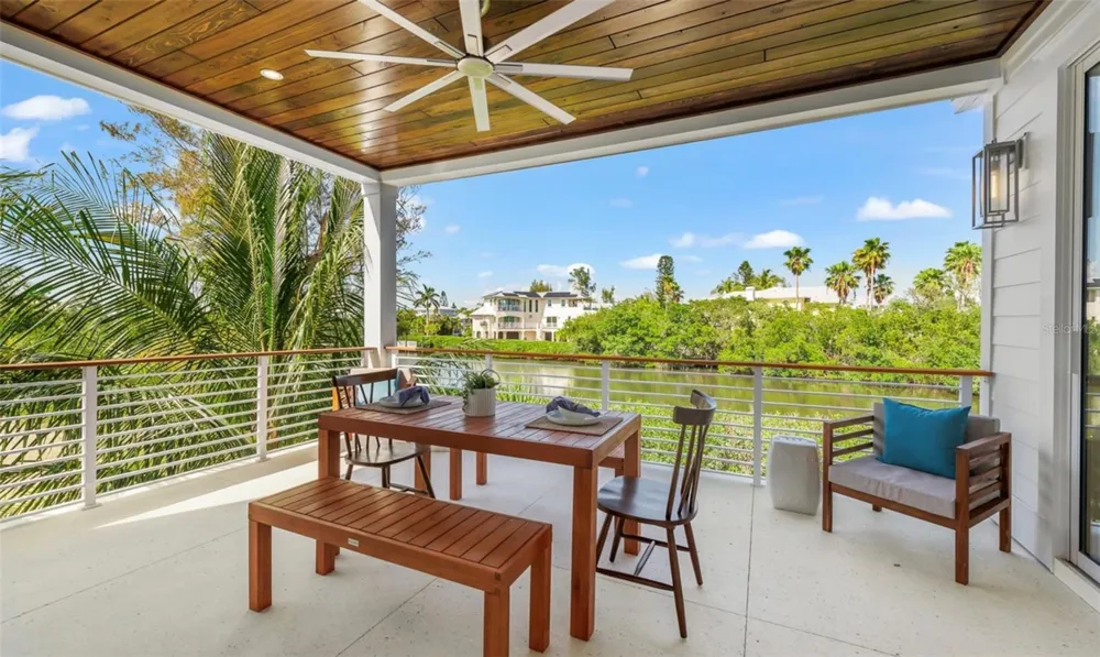 404 NORTH SHORE DR Anna Maria, FL 34216
