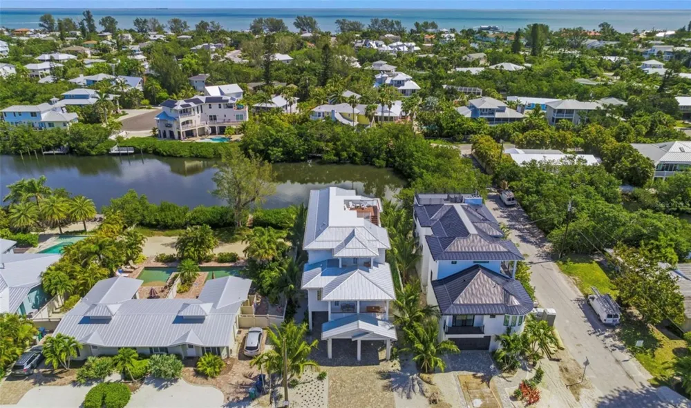 404 NORTH SHORE DR Anna Maria, FL 34216