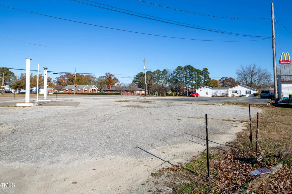 0 S Dunn Benson, NC 27504