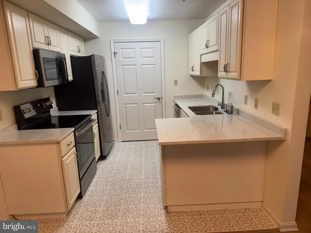 1103 S SCHUMAKER DRIVE #C-102 Salisbury, MD 21804