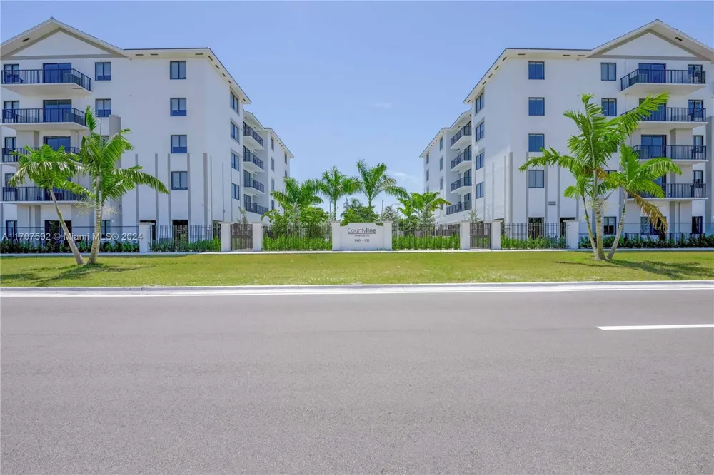 1080 NE 215th St #02-324 Unincorporated Dade County, FL 33179