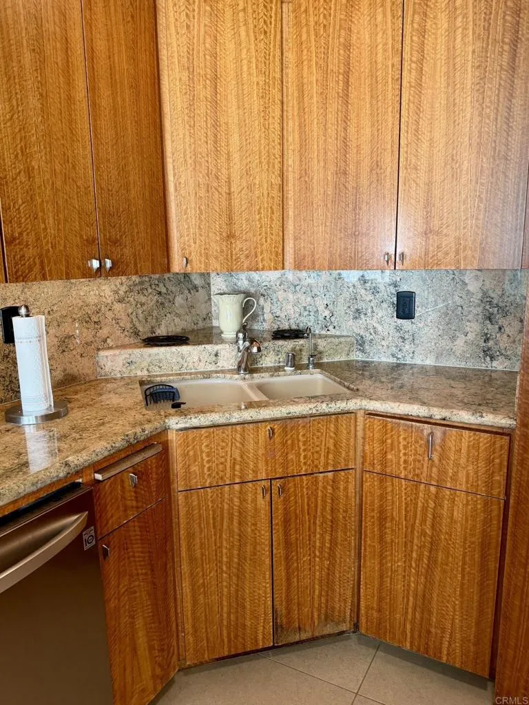 1562 Camino Del Mar #536 Del Mar, CA 92014