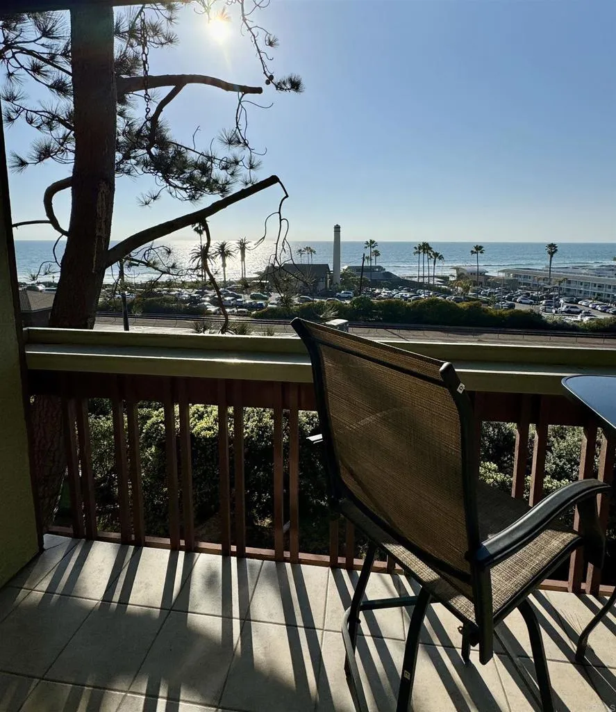1562 Camino Del Mar #536 Del Mar, CA 92014