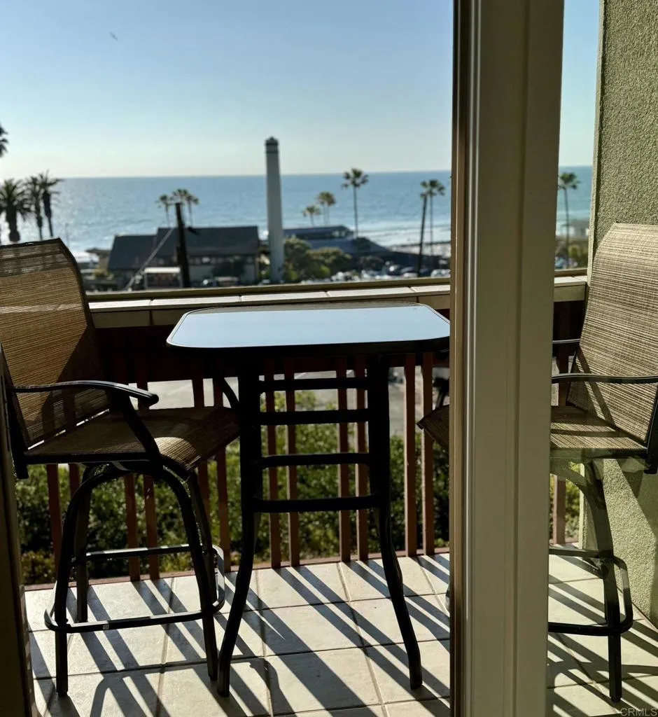 1562 Camino Del Mar #536 Del Mar, CA 92014