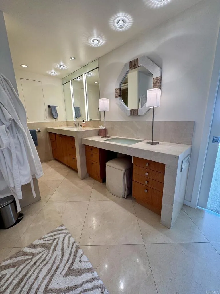 1562 Camino Del Mar #536 Del Mar, CA 92014