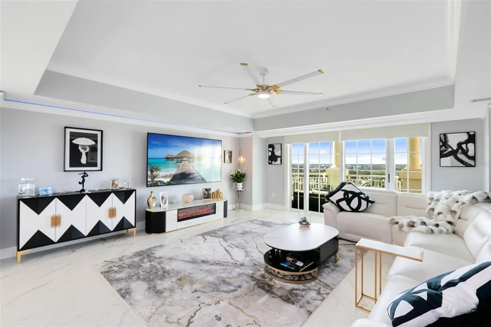 7593 GATHERING DRIVE #802 Reunion, FL 34747
