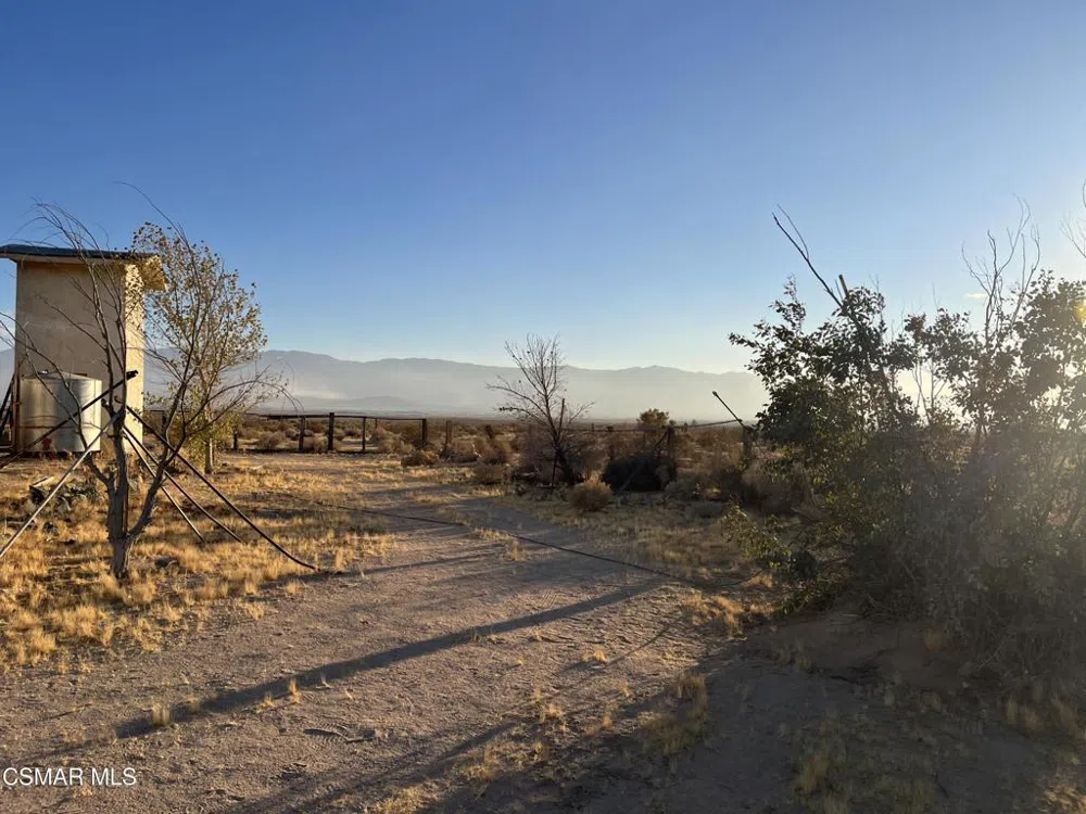 55777 Lantana Street Lucerne Valley, CA 92356