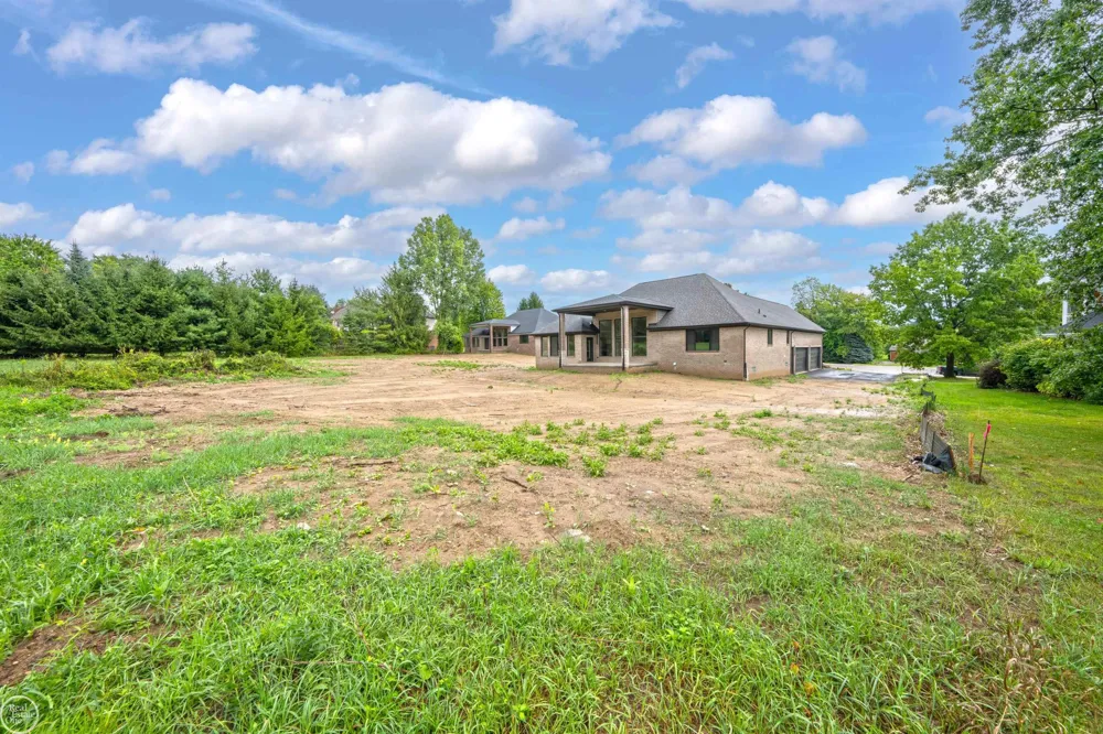 854 Hemlock Drive Addison Township, MI 48370