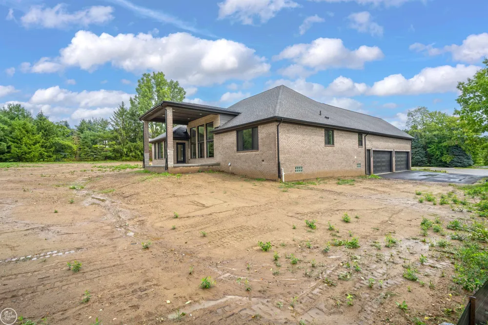 854 Hemlock Drive Addison Township, MI 48370