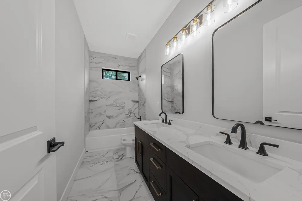 854 Hemlock Drive Addison Township, MI 48370