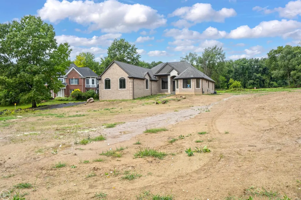 854 Hemlock Drive Addison Township, MI 48370