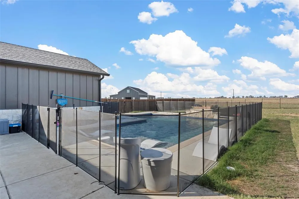 353 Willow Moon Ranch Road Crawford, TX 76638