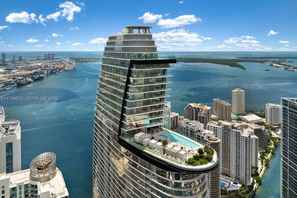 300 Biscayne Blvd Way #4703 Miami, FL 33131