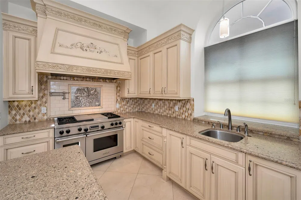 119 8TH STREET E Tierra Verde, FL 33715