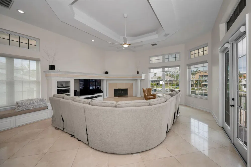 119 8TH STREET E Tierra Verde, FL 33715