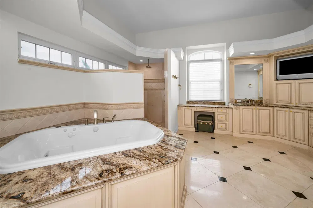 119 8TH STREET E Tierra Verde, FL 33715