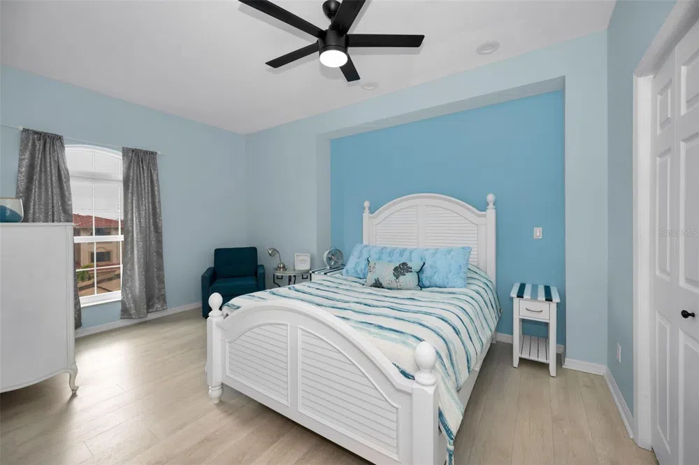 119 8TH STREET E Tierra Verde, FL 33715