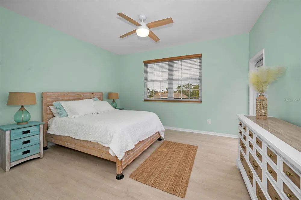 119 8TH STREET E Tierra Verde, FL 33715