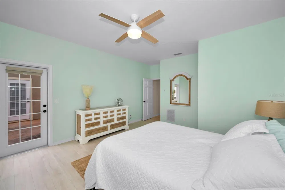119 8TH STREET E Tierra Verde, FL 33715