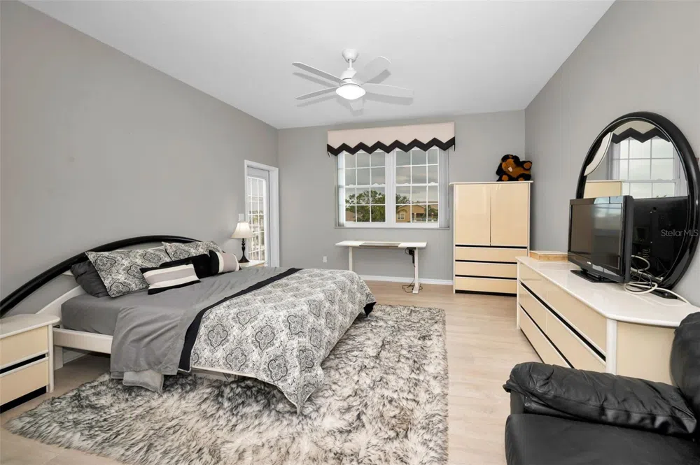 119 8TH STREET E Tierra Verde, FL 33715